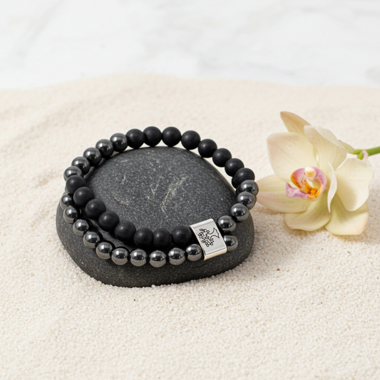 Magnetic Chakra & Black Stones Bracelet