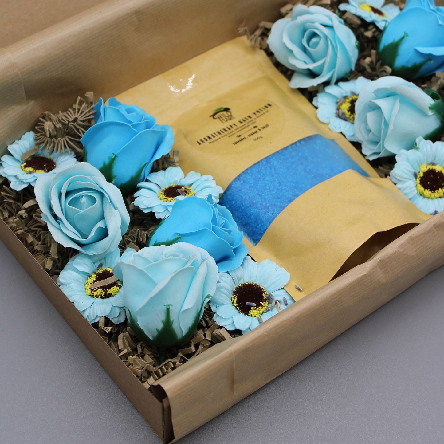 Salt & Flowers Bath Set - Total Unwind